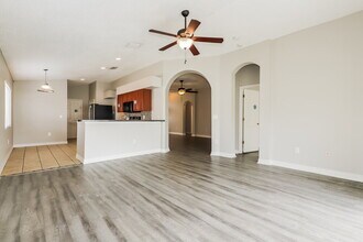 30853 Sade Ct in Wesley Chapel, FL - Building Photo - Building Photo