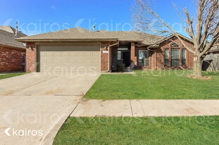 705 SW 154th Pl in Oklahoma City, OK - Building Photo