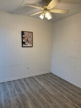 138 E Bailey Rd in Naperville, IL - Building Photo - Building Photo