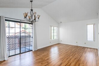 2392 Archwood Ln in Simi Valley, CA - Building Photo - Building Photo