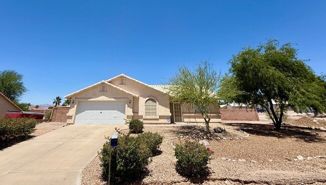 2083 Drover Dr in Fort Mohave, AZ - Building Photo - Building Photo