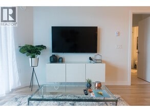 603 Regan Ave in Coquitlam, BC - Building Photo - Building Photo