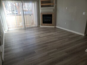 4875 S Balsam Way, Unit 17-102 in Littleton, CO - Building Photo - Building Photo