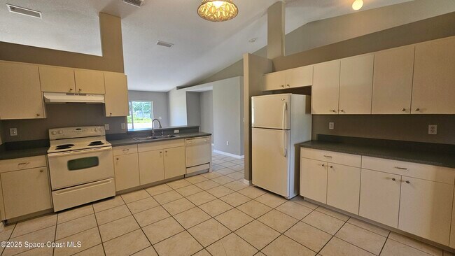 1263 Dallam Ave NW in Palm Bay, FL - Building Photo - Building Photo