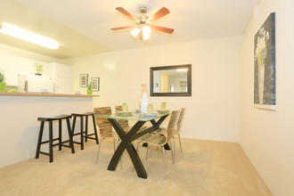 Crestview Apartments in Belmont, CA - Building Photo - Interior Photo