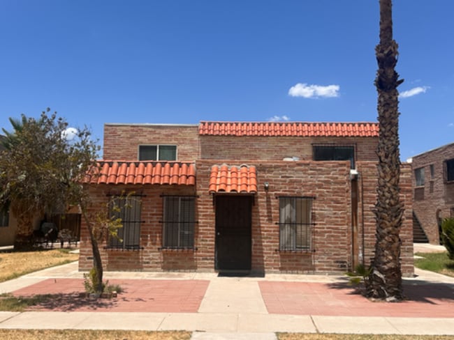 6701 Calle La Paz in Tucson, AZ - Building Photo - Building Photo