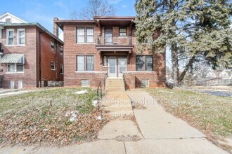 4303 S Grand Blvd in St. Louis, MO - Building Photo - Building Photo
