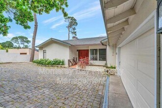 81 Corona Rd in Carmel, CA - Building Photo - Building Photo