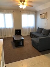 109 Vineland Ave, Unit 2 in Staten Island, NY - Building Photo - Building Photo