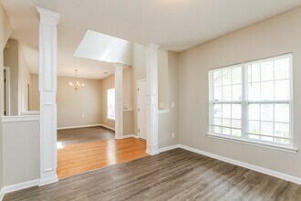 3431 Ann Franklin Ct in Charlotte, NC - Foto de edificio - Building Photo