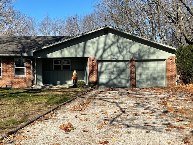 property at 1224 Richfield Ln