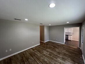 36037 Cheray Dr in Denham Springs, LA - Building Photo - Building Photo