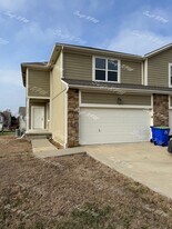 7532 McCoy St in Shawnee, KS - Building Photo