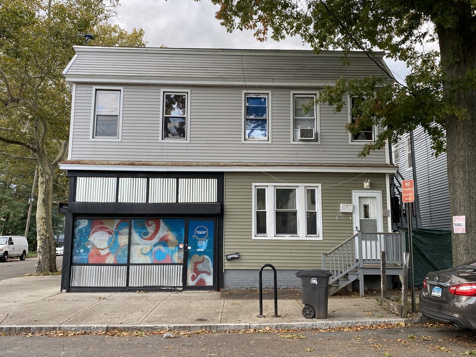 108 Greenwood St in New Haven, CT - Building Photo