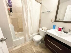 7 Iroquois St, Unit 3 in Boston, MA - Building Photo - Building Photo