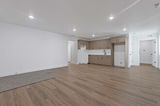 524 S Austin Ave in Sugar City, ID - Building Photo - Building Photo