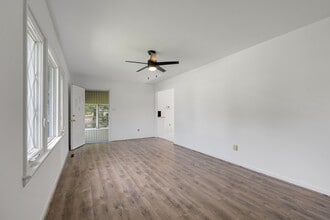 18 John Collins Cir in Dover, DE - Building Photo - Building Photo