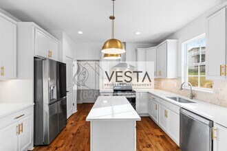 86 Scott Mdws Dr in Asheville, NC - Building Photo - Building Photo