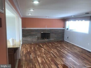 7309 Sheffield Dr in Temple Hills, MD - Building Photo - Building Photo