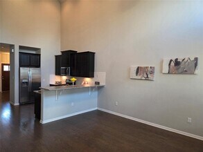 2304 S Lakeline Blvd in Cedar Park, TX - Foto de edificio - Building Photo