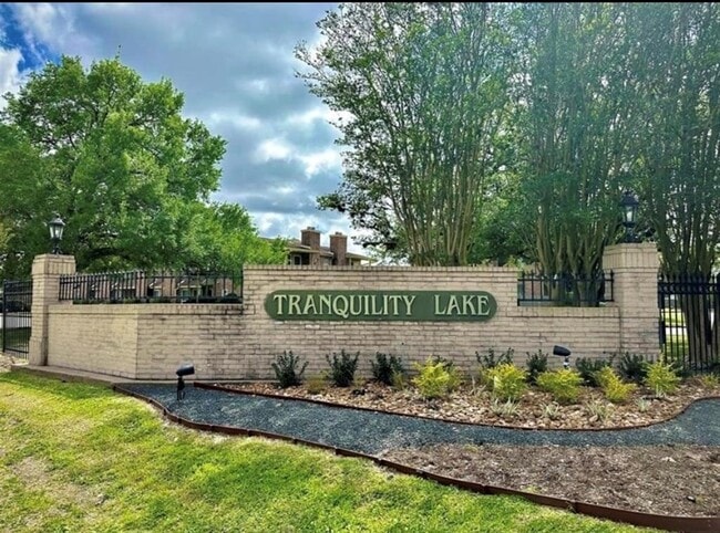 18800 Egret Bay Blvd