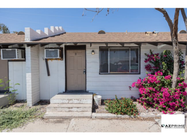 864 W Chandler Blvd in Chandler, AZ - Building Photo - Building Photo