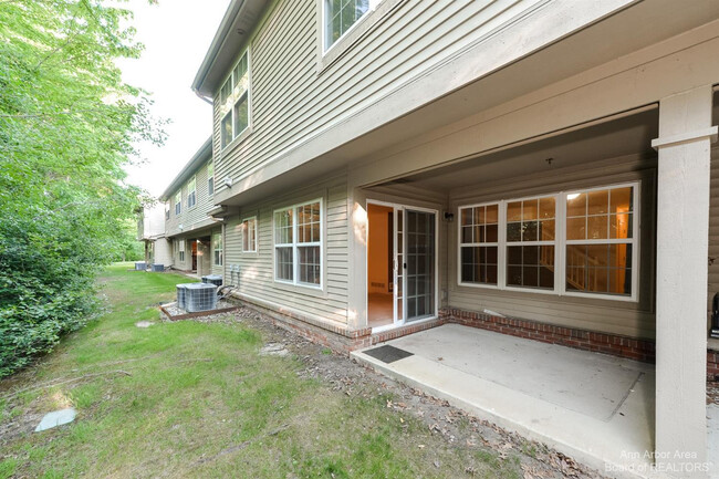 3047 Barclay Way in Ann Arbor, MI - Building Photo - Building Photo