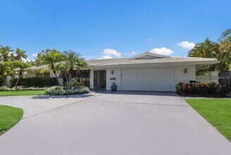 567 Bird Key Dr in Sarasota, FL - Building Photo - Building Photo