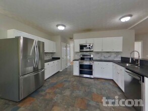 107 Cross Creek Ln in Hendersonville, TN - Building Photo - Building Photo