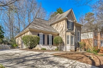 1111 Lake Washington Dr NW in Lawrenceville, GA - Building Photo - Building Photo