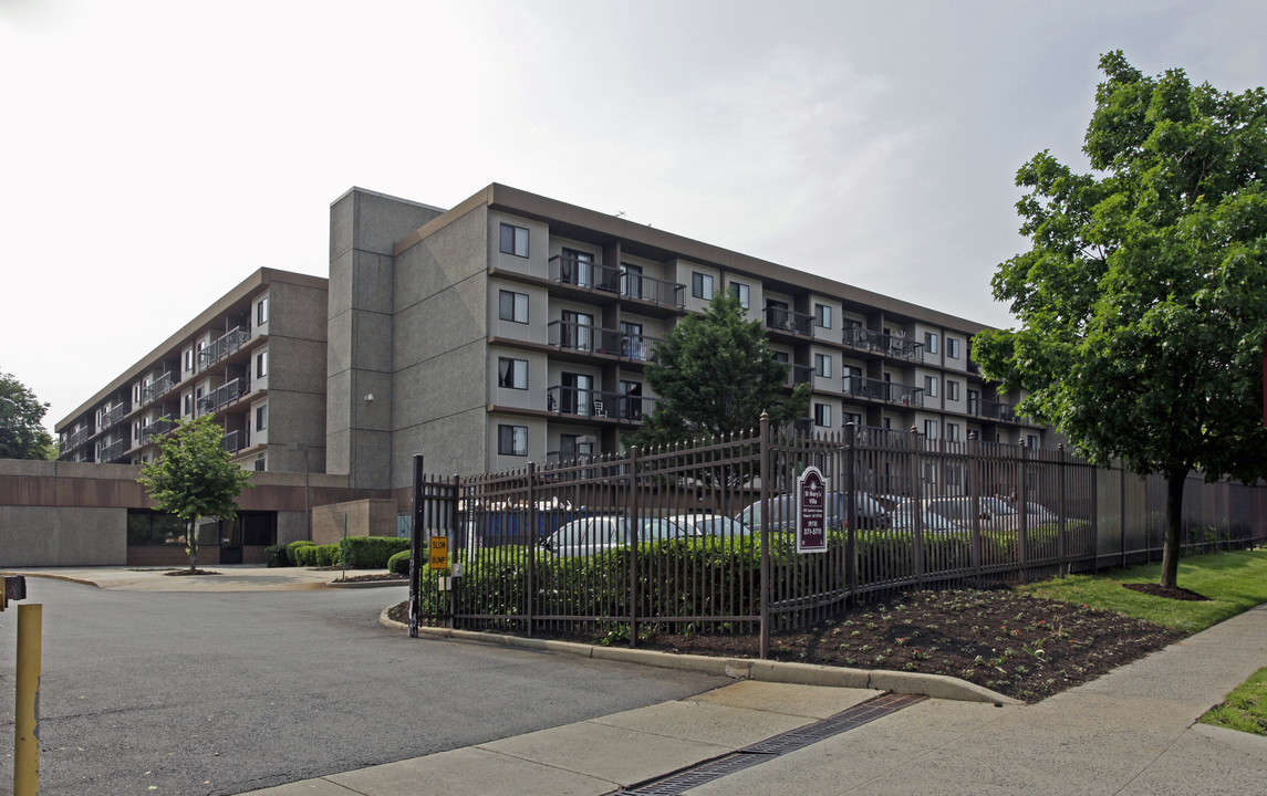 St. Mary's Villa in Newark, NJ - Building Photo