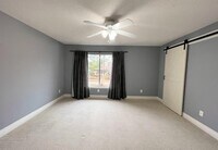 1023 Fountain View Dr photo'