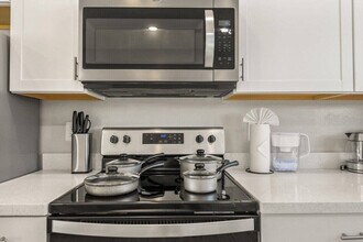 6612 W Paradise Ln in Glendale, AZ - Building Photo - Building Photo