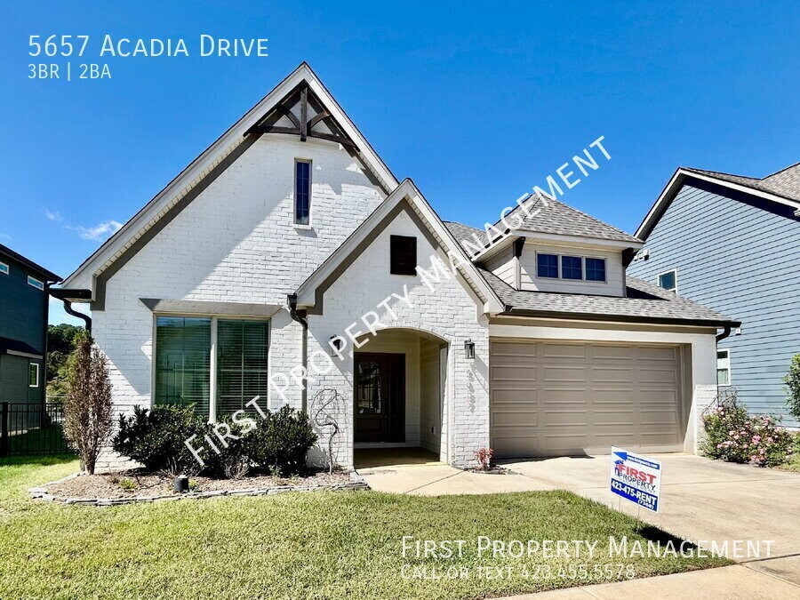 5657 Acadia Dr in Chattanooga, TN - Building Photo
