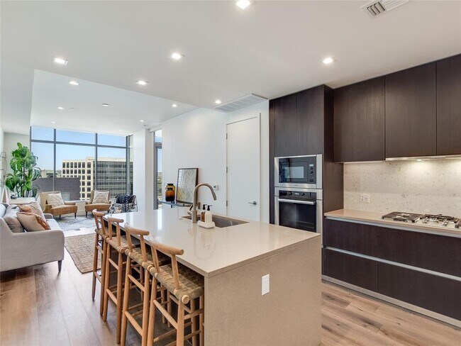 property at 501 West Ave