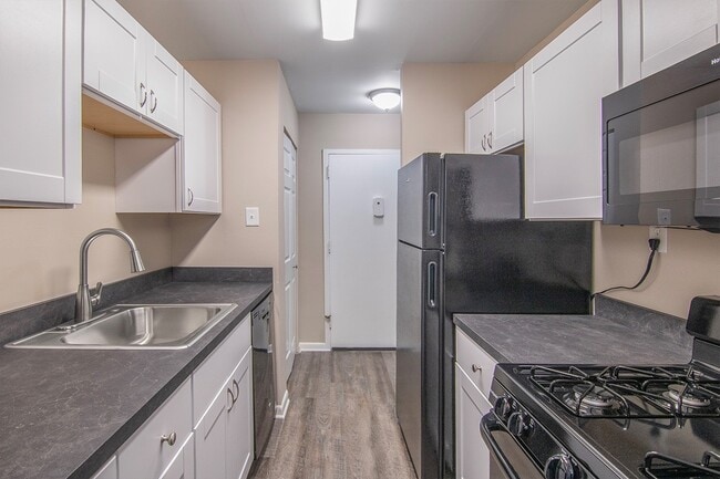 Whisperwood Apartments