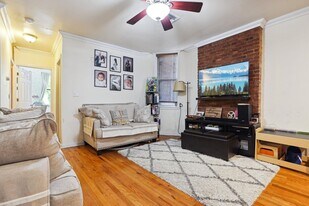 378 Baldwin Ave in Jersey City, NJ - Building Photo