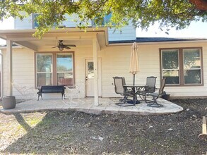 16206 Raceway Downs in Schertz, TX - Building Photo - Building Photo