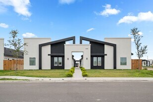 11304 N 25th St in McAllen, TX - Building Photo