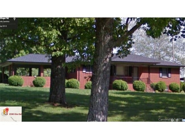 property at 2590 Otis Dellinger Rd