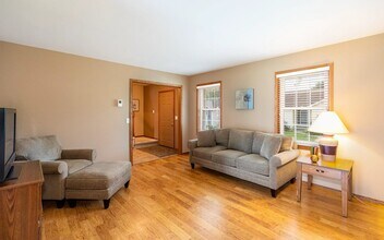 878 Sky Ridge Dr in Madison, WI - Building Photo - Building Photo