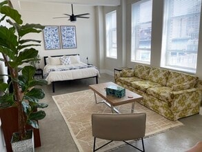 Exchange Building in San Antonio, TX - Foto de edificio - Building Photo