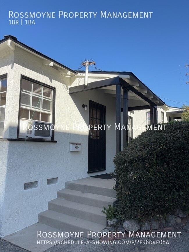 2306 Montrose Ave in Montrose, CA - Building Photo - Building Photo