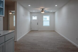 105 Texas Dr in Del Rio, TX - Building Photo - Building Photo