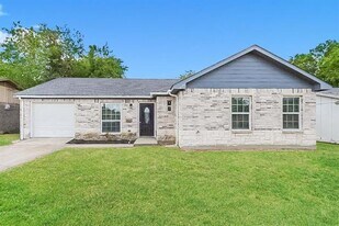 3623 Soft Cloud Dr in Dallas, TX - Building Photo