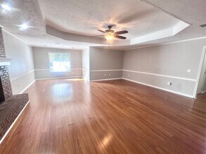 147 Plum Tree Rd in Brandon, MS - Foto de edificio - Building Photo