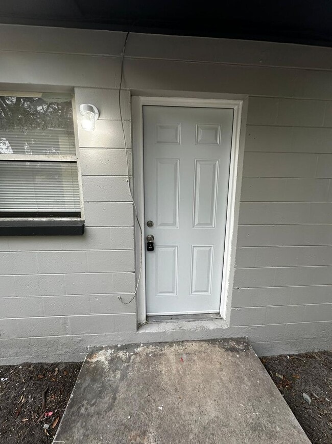 property at 10011 N 14th St