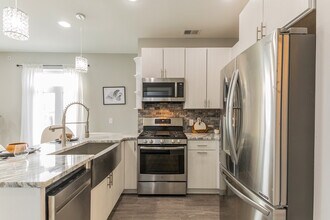 1321 N 19th St, Unit C in Philadelphia, PA - Building Photo - Building Photo