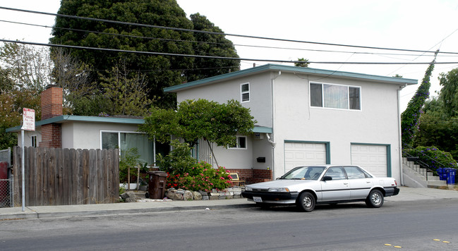 1251 Brookside Dr in San Pablo, CA - Building Photo - Building Photo