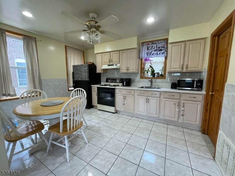 3 Cedar Hill Ave in Belleville, NJ - Building Photo